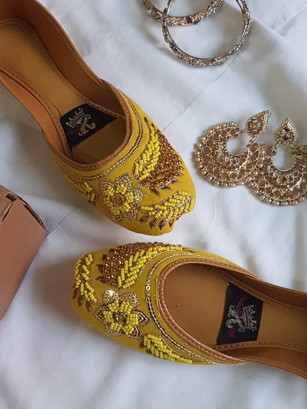 Yellow Nisa