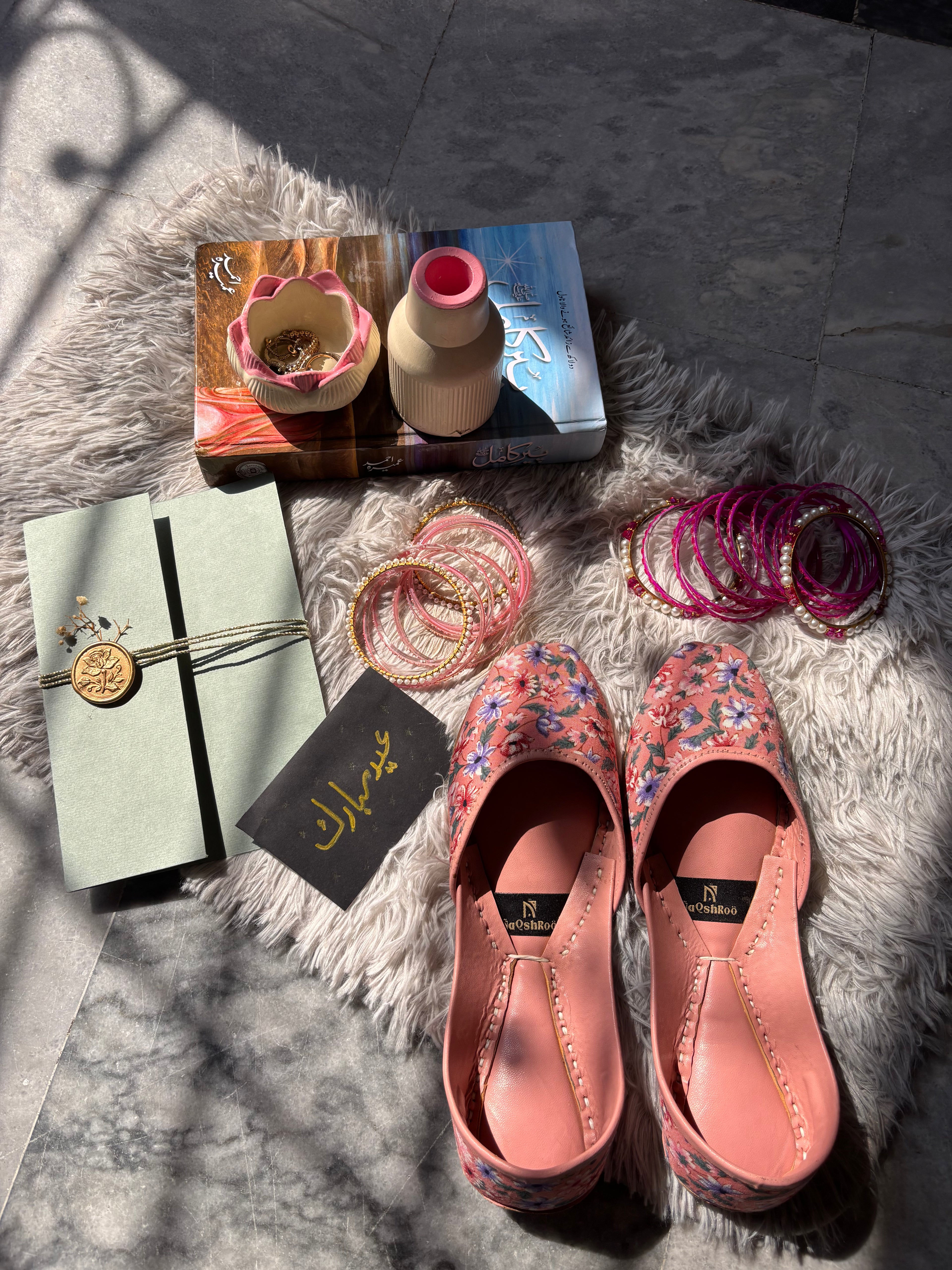 Blush Pink Floral Khussa